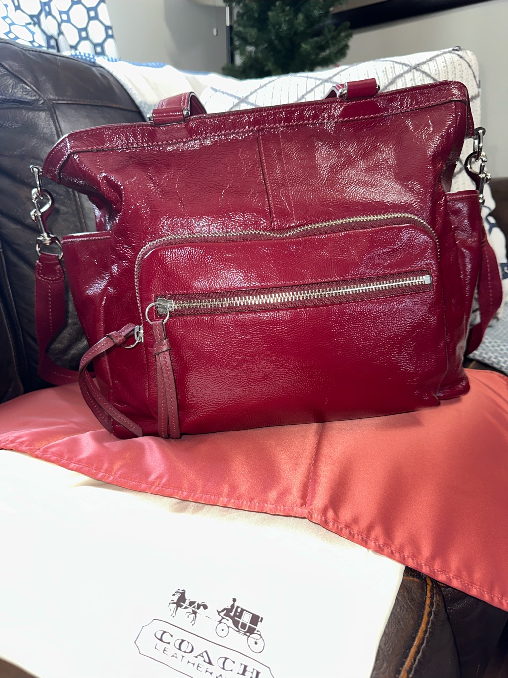 Vintage Y2k Coach Oxblood Patent Leather Versatile Travel/Baby Tote # 16002